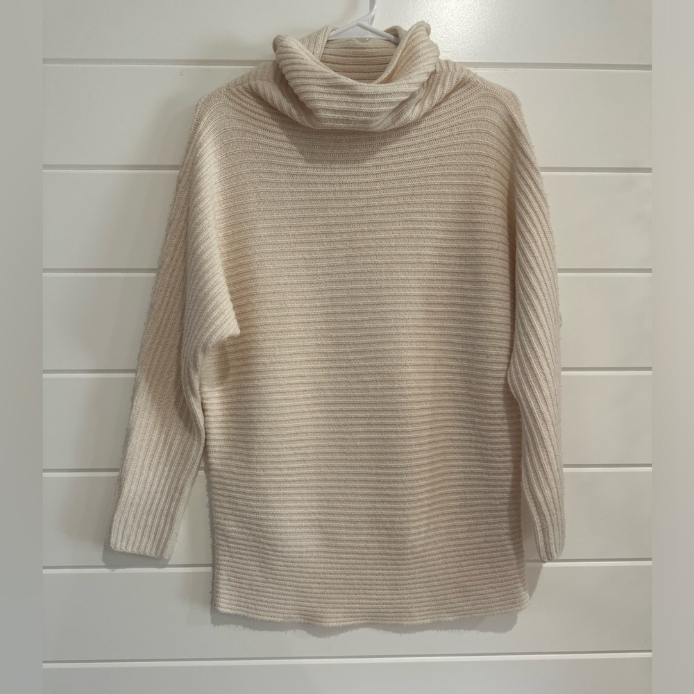 EUC Cream Cowel/Turtle Neck Sweater